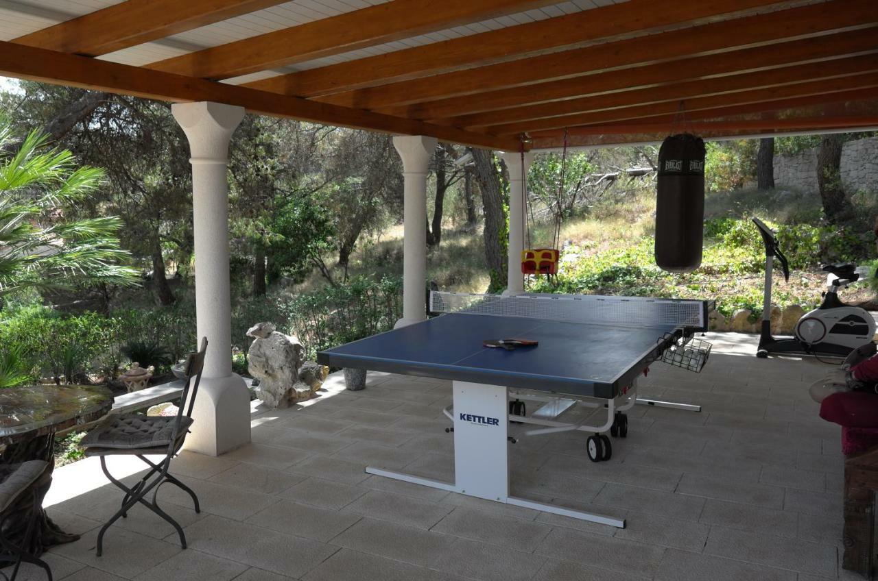 Ursa Minor Villa Sumartin Exterior photo